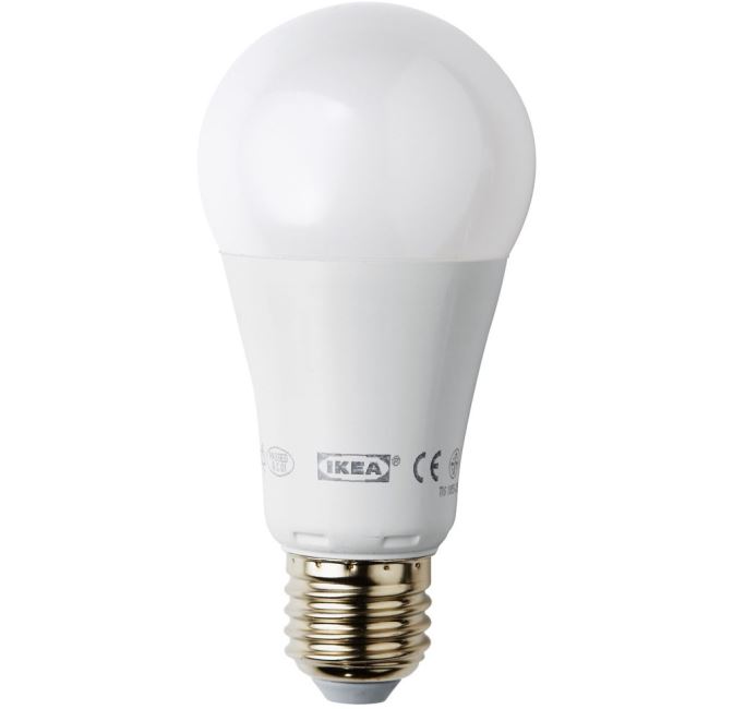 2 Svetodiodnye Lampochki IKEA LEDARE LED E27 13W 1000lm