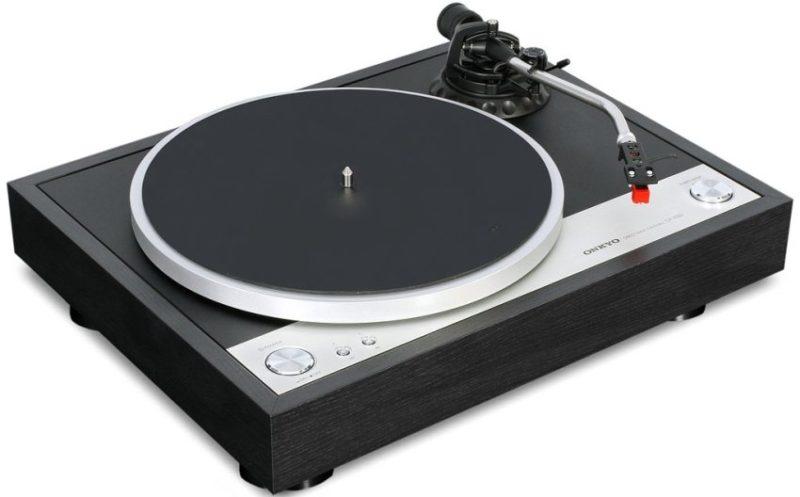 2 Vinilovye Proigryvateli Onkyo CP 1050