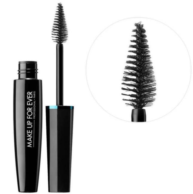 3 Tush Dla Resnic MAKE UPFOR EVER Smoky Lash